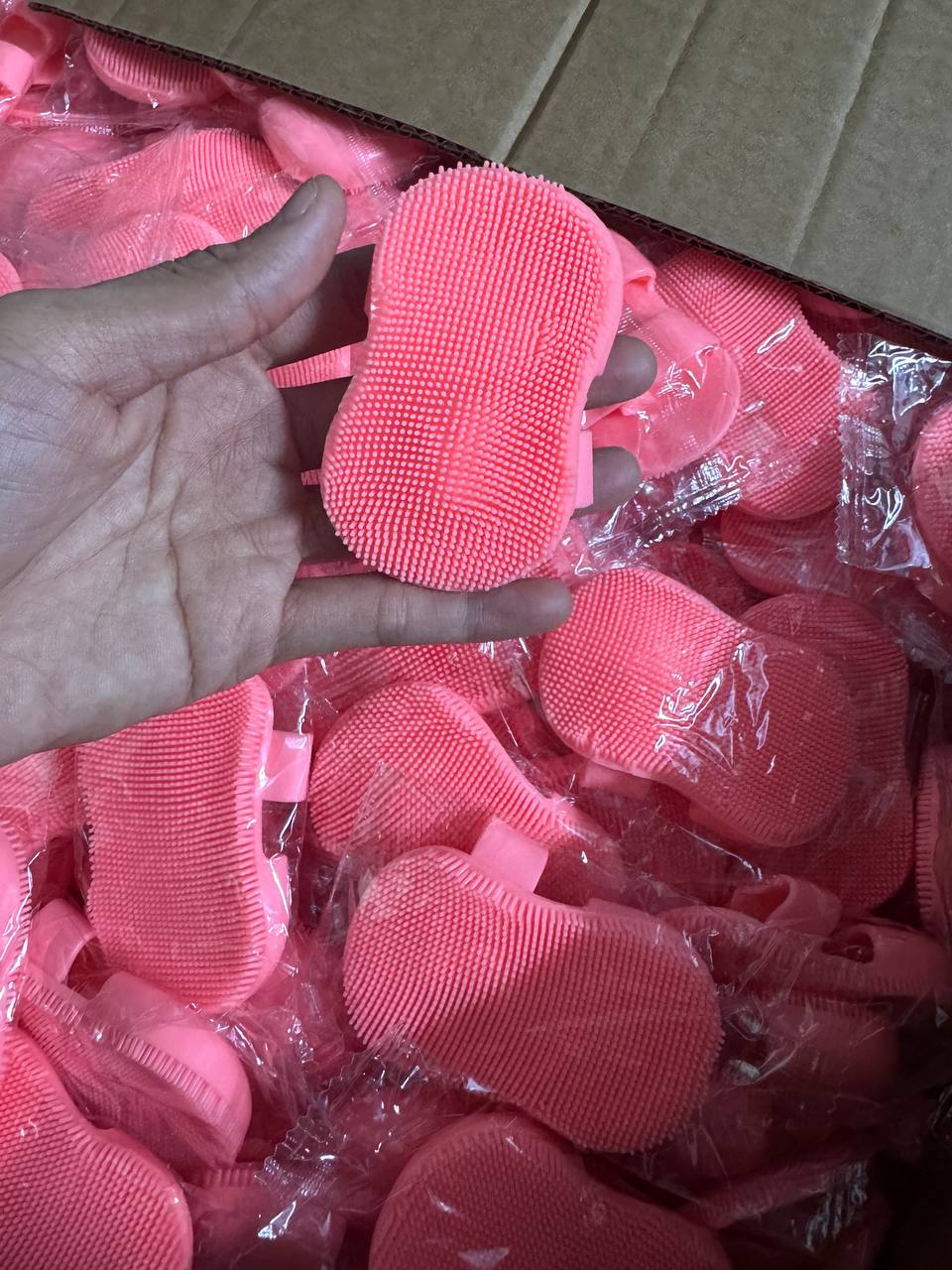 Miếng Rửa Mặt Silicon Tẩy Tế Bào Chết Sạch Mụn Đầu Đen Massage Da Mặt